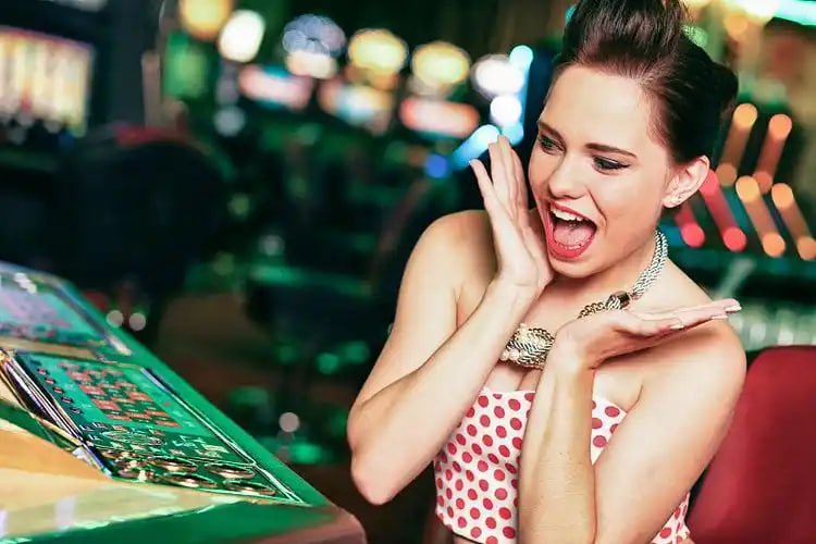 hero138 login live-dealer studio with professional Blackjack table and HD camera setup